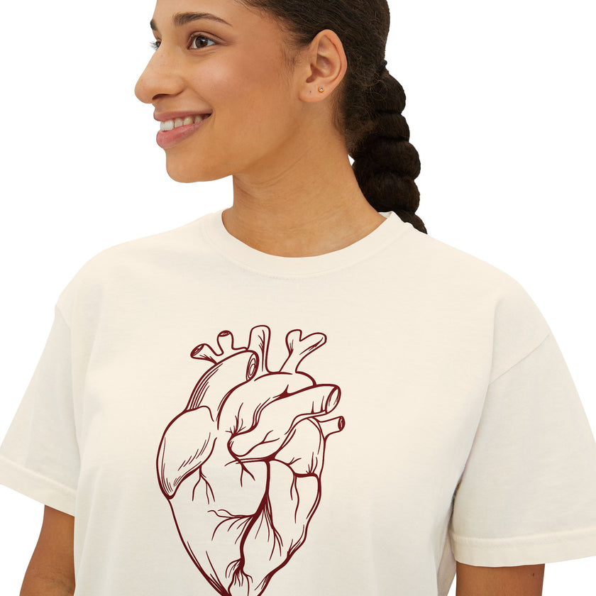 Heart Art Cropped Tee – Minimalist Anatomical Heart T-Shirt in Ivory