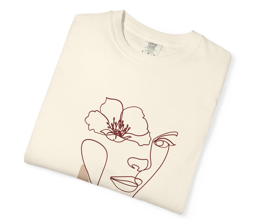 The Venus Tee – Minimalist Feminine Line Art T-Shirt