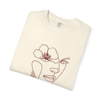 The Venus Tee – Minimalist Feminine Line Art T-Shirt