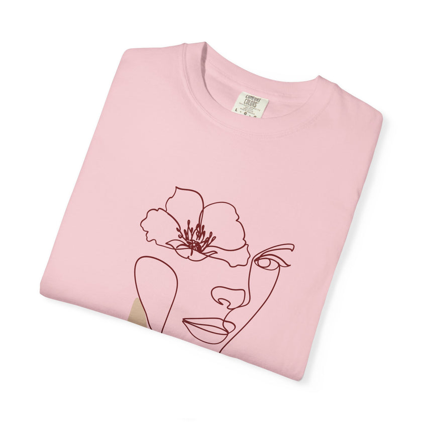 The Venus Tee – Minimalist Feminine Line Art T-Shirt