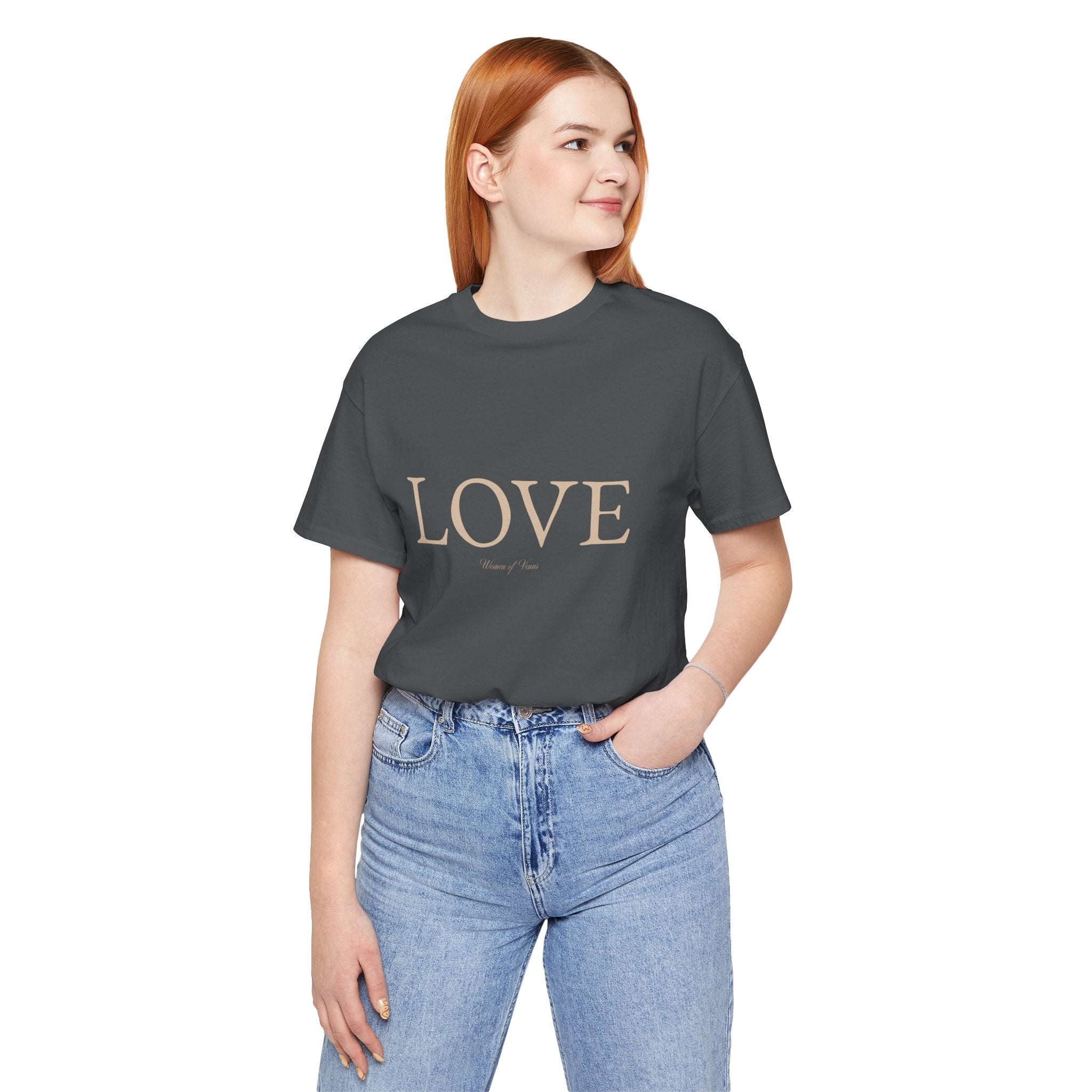 LOVE tee