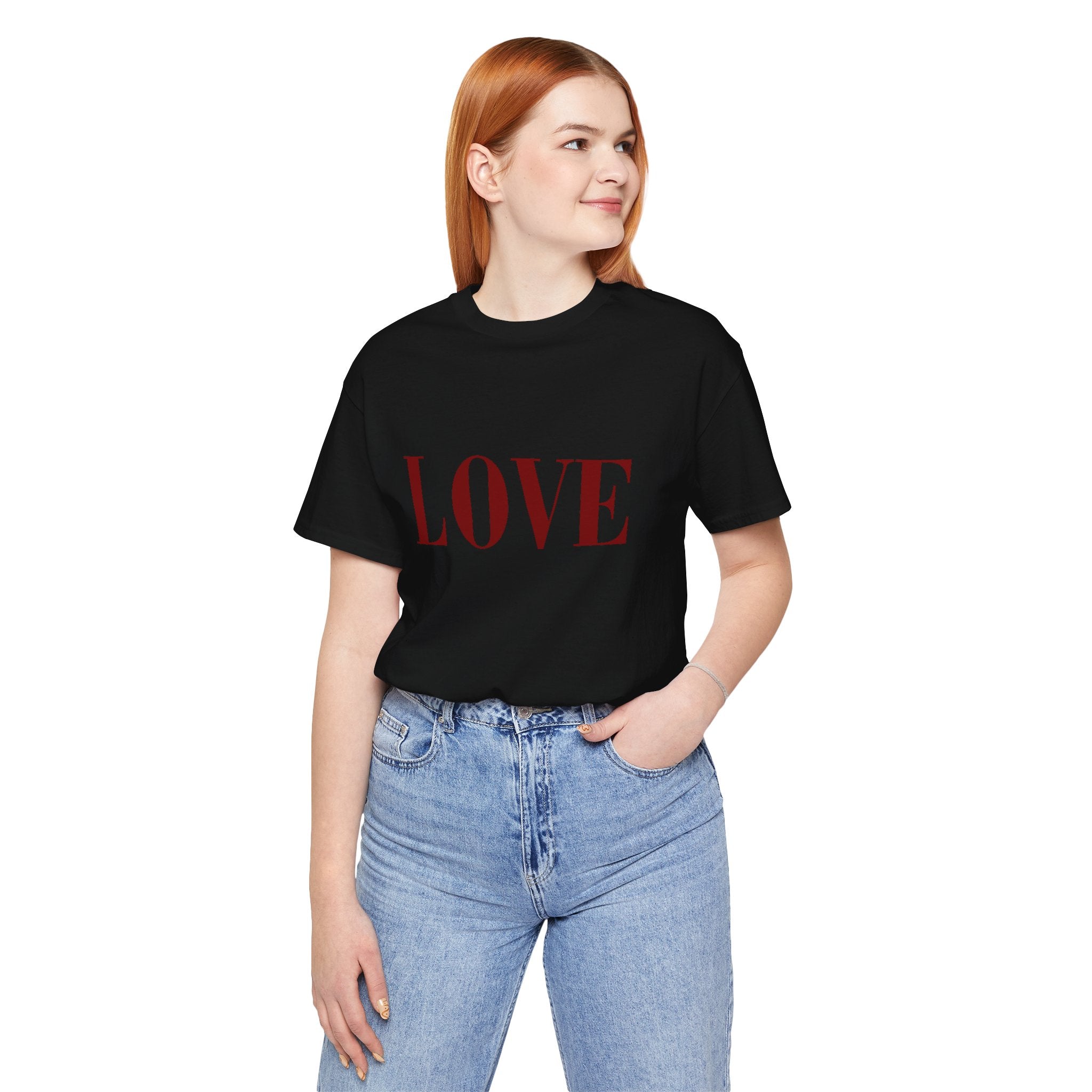 LOVE Graphic Tee