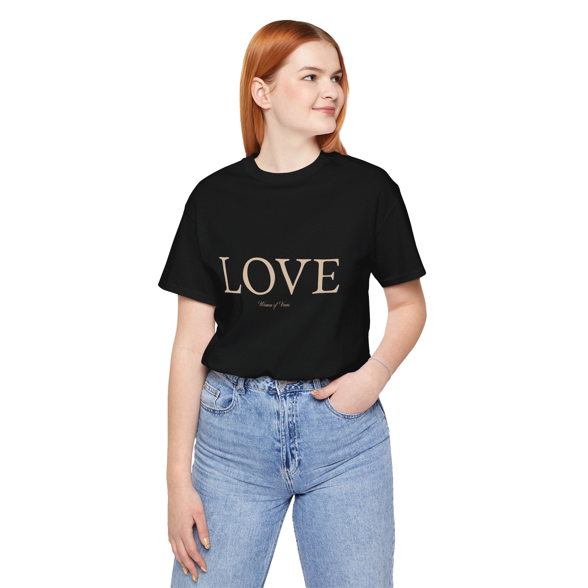 LOVE tee