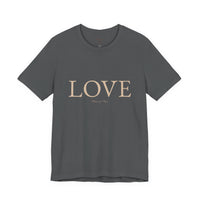 LOVE tee