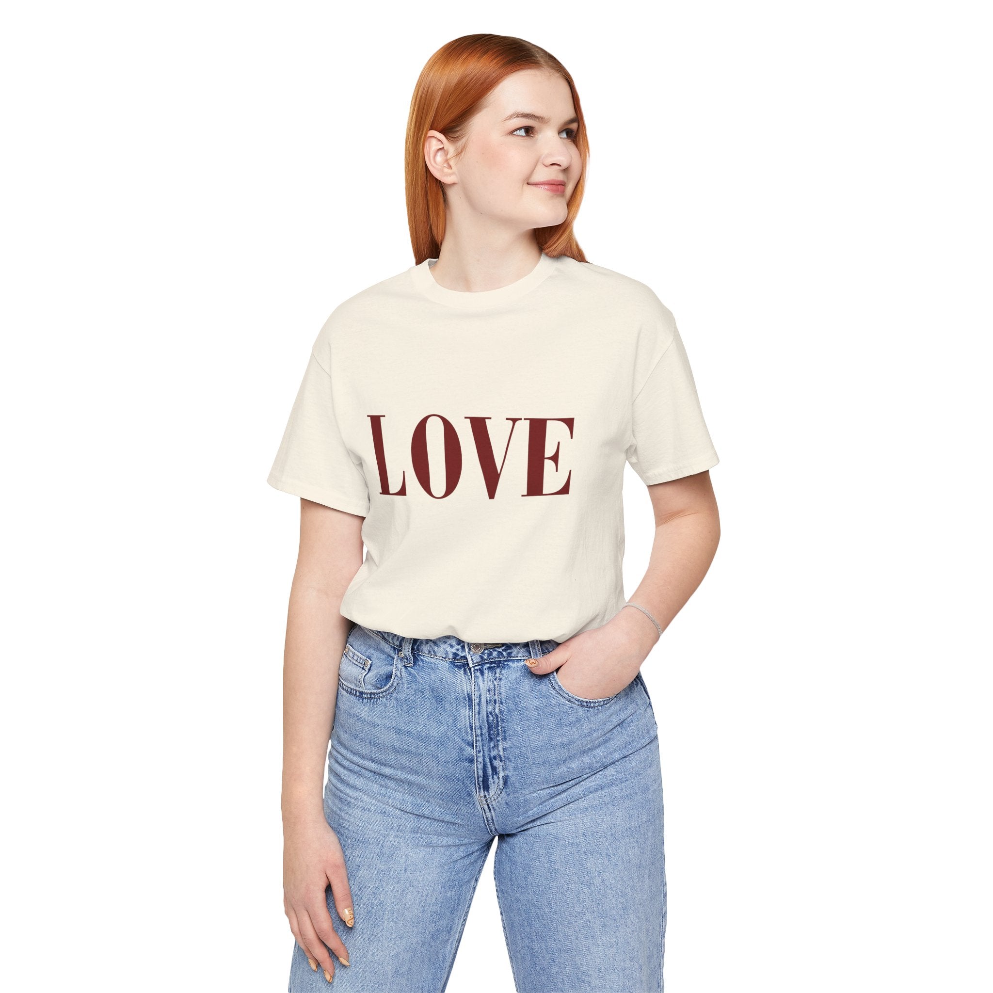 LOVE Graphic Tee